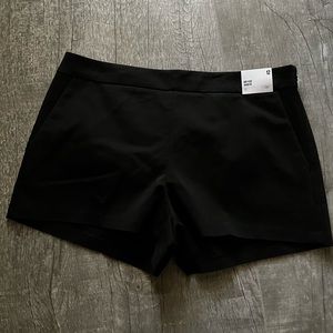 Express Mid rise Shortie